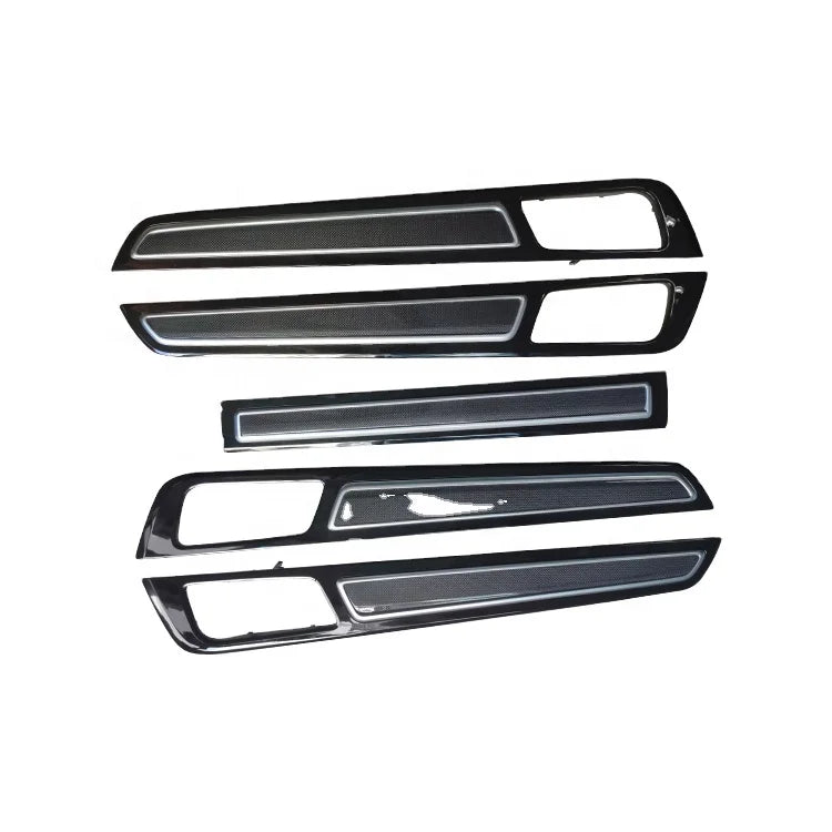 RHD  Replacement  Interior DOOR TRIM PANELS Real Carbon Fiber Interior Kits for Porsche Cayenne 2018up